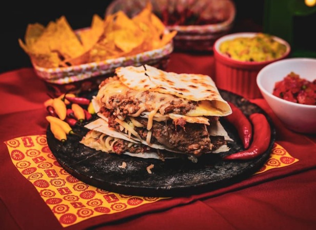 Quesadilla de Carne desfiada