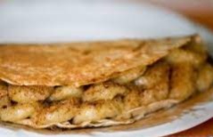 Quesadilla de doce de leite com Banana e canela em pó.